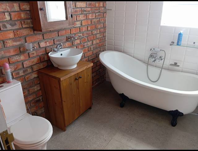 3 BEDROOM FREESTANDING TO LET IN CANNONVILLE